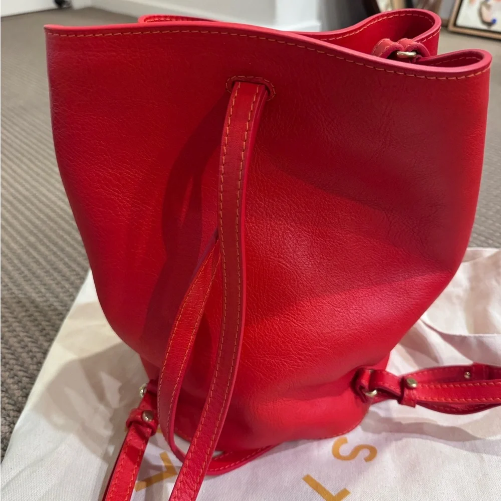 Lindquist Object Cyl backpack persimmon - Picture 2 of 3